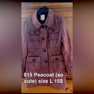 Adorable unique peacoat-